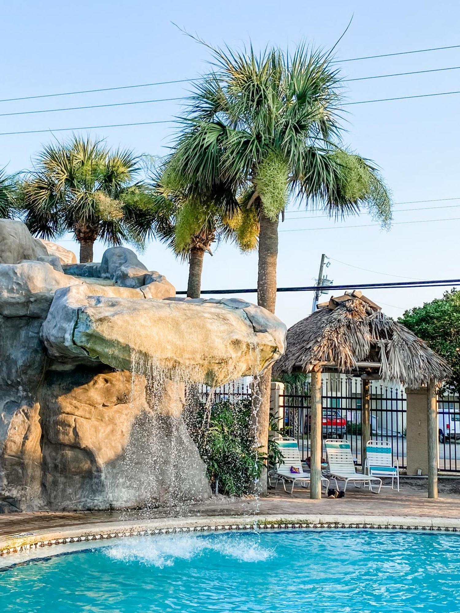The Salty Suite: Beachside Retreat With Heated Pool & Hot Tub Holiday home Panama City Beach