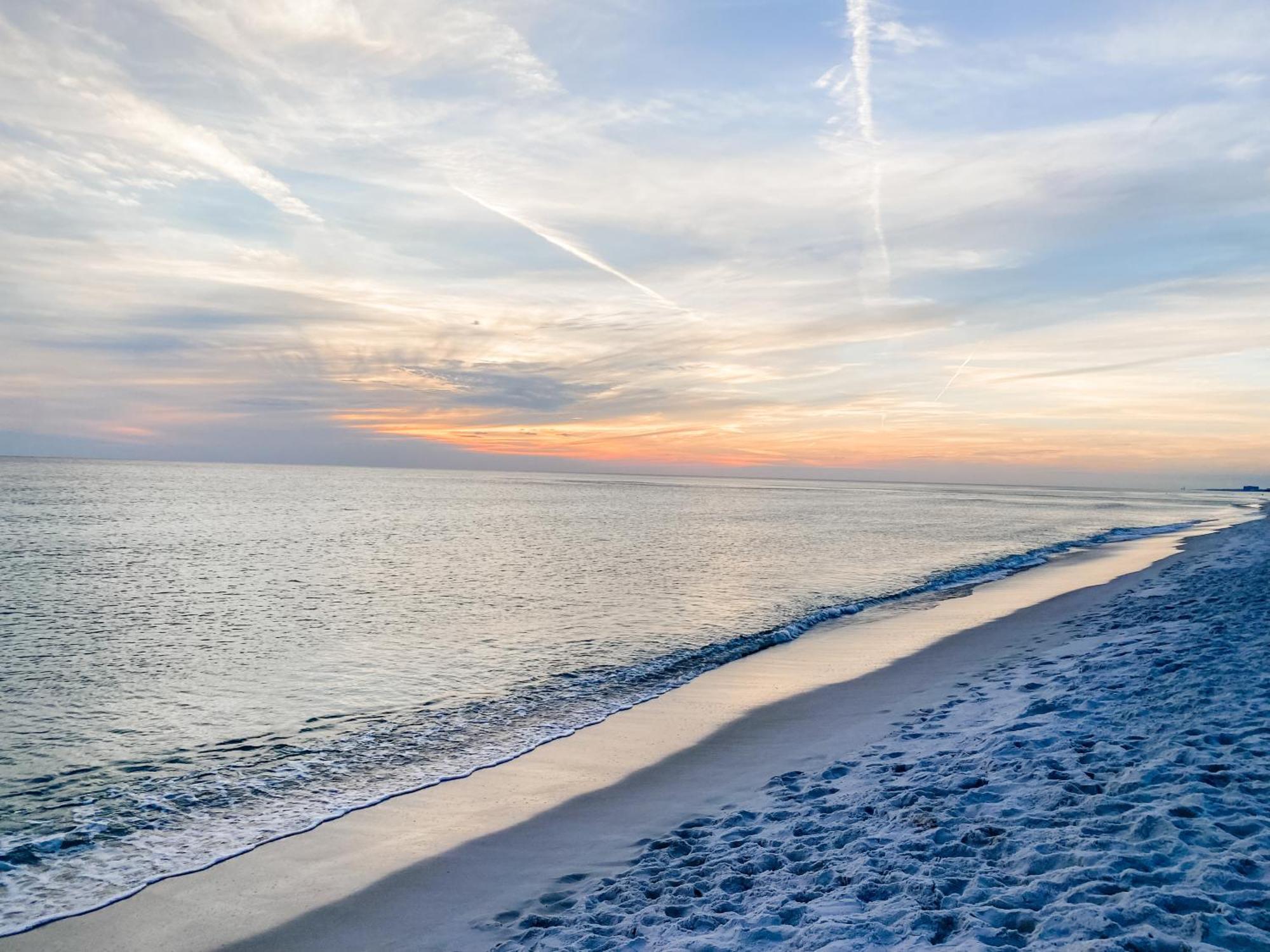 Holiday home The Salty Suite: Beachside Retreat With Heated Pool & Hot Tub Panama City Beach