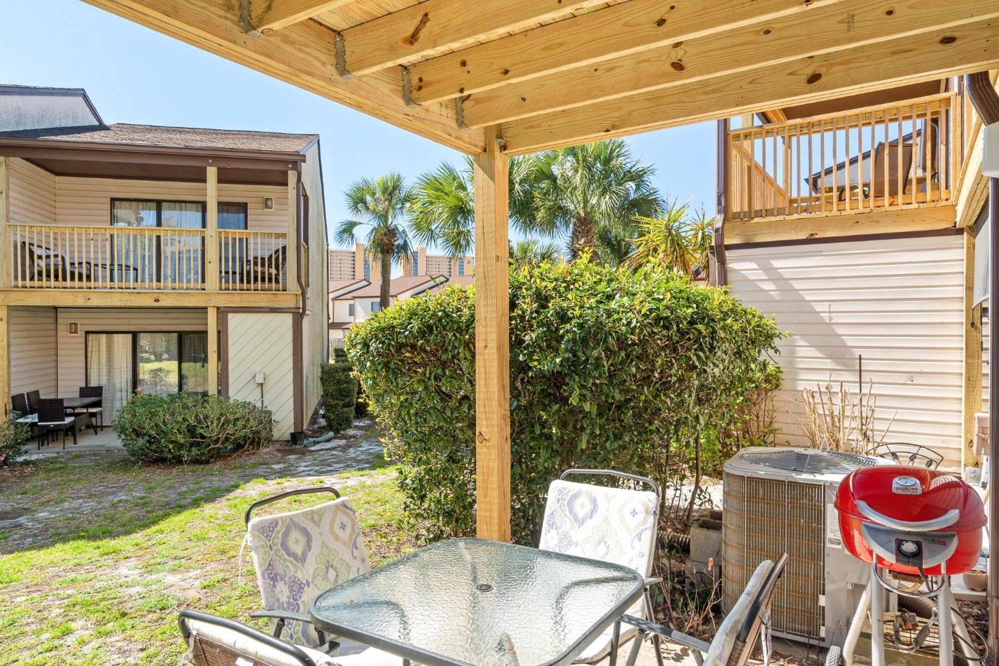 The Salty Suite: Beachside Retreat With Heated Pool & Hot Tub * Panama City Beach