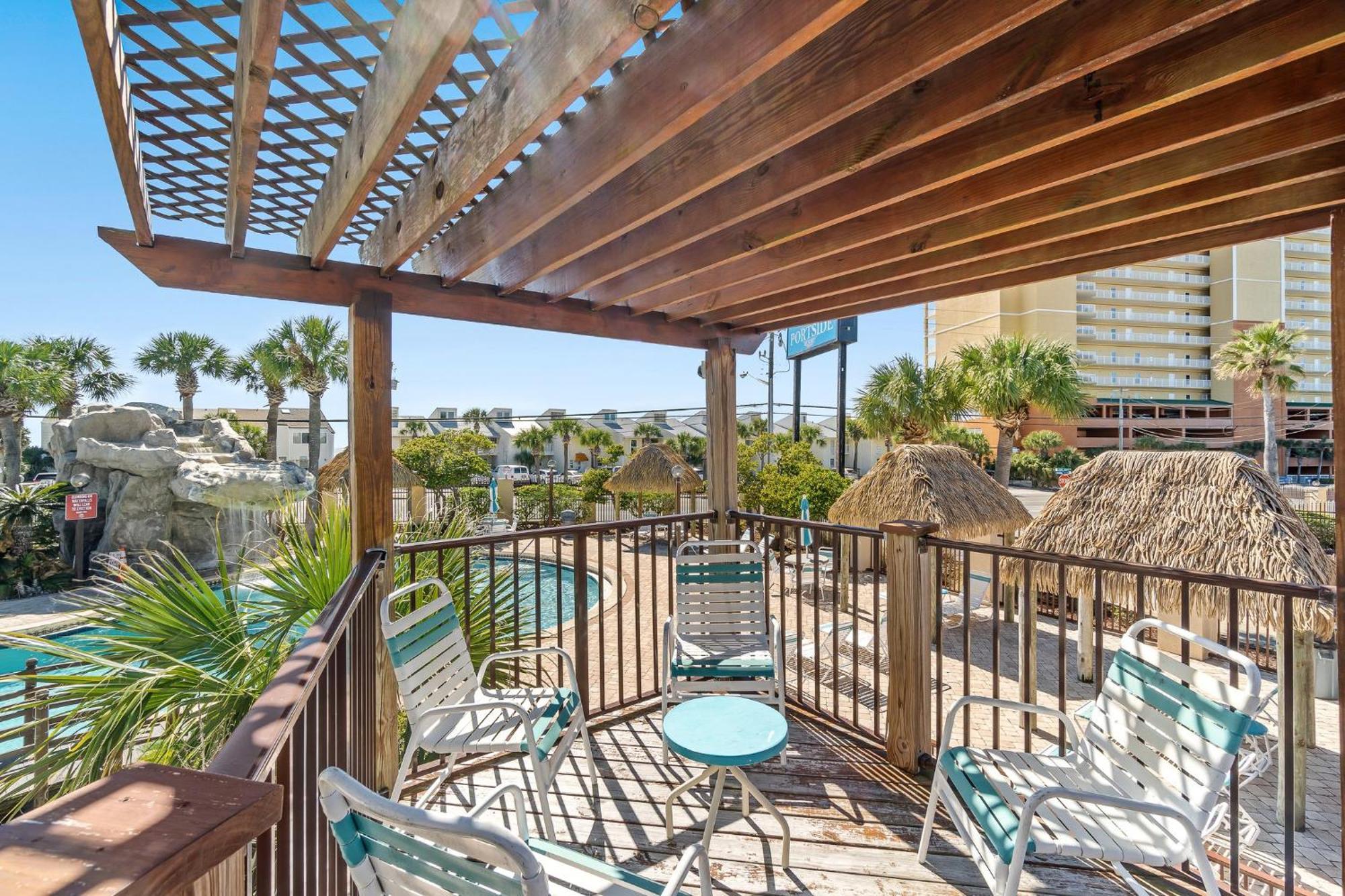 The Salty Suite: Beachside Retreat With Heated Pool & Hot Tub Panama City Beach