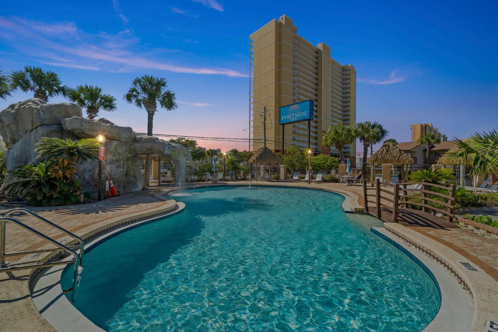 The Salty Suite: Beachside Retreat With Heated Pool & Hot Tub Holiday home Panama City Beach